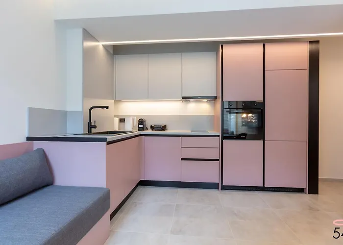 Saint Pink 54